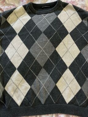 Brandy Melville Black & Light Gray Argyle Crewneck Sweater